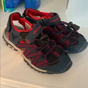 Dream Pairs Kids' Navy and Red Adventure Sandals - Size 13